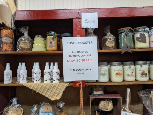 ALL of my natural burning jar and pillar candles are on SALE at $7.50 each which is a STEAL for those big bad boys!!